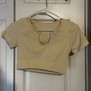 Cream Amazon Workout crop Tee